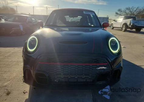 2024 Mini Cooper John Cooper Works z USA, uszkodzony, nr VIN WMW73DH01R2U44262